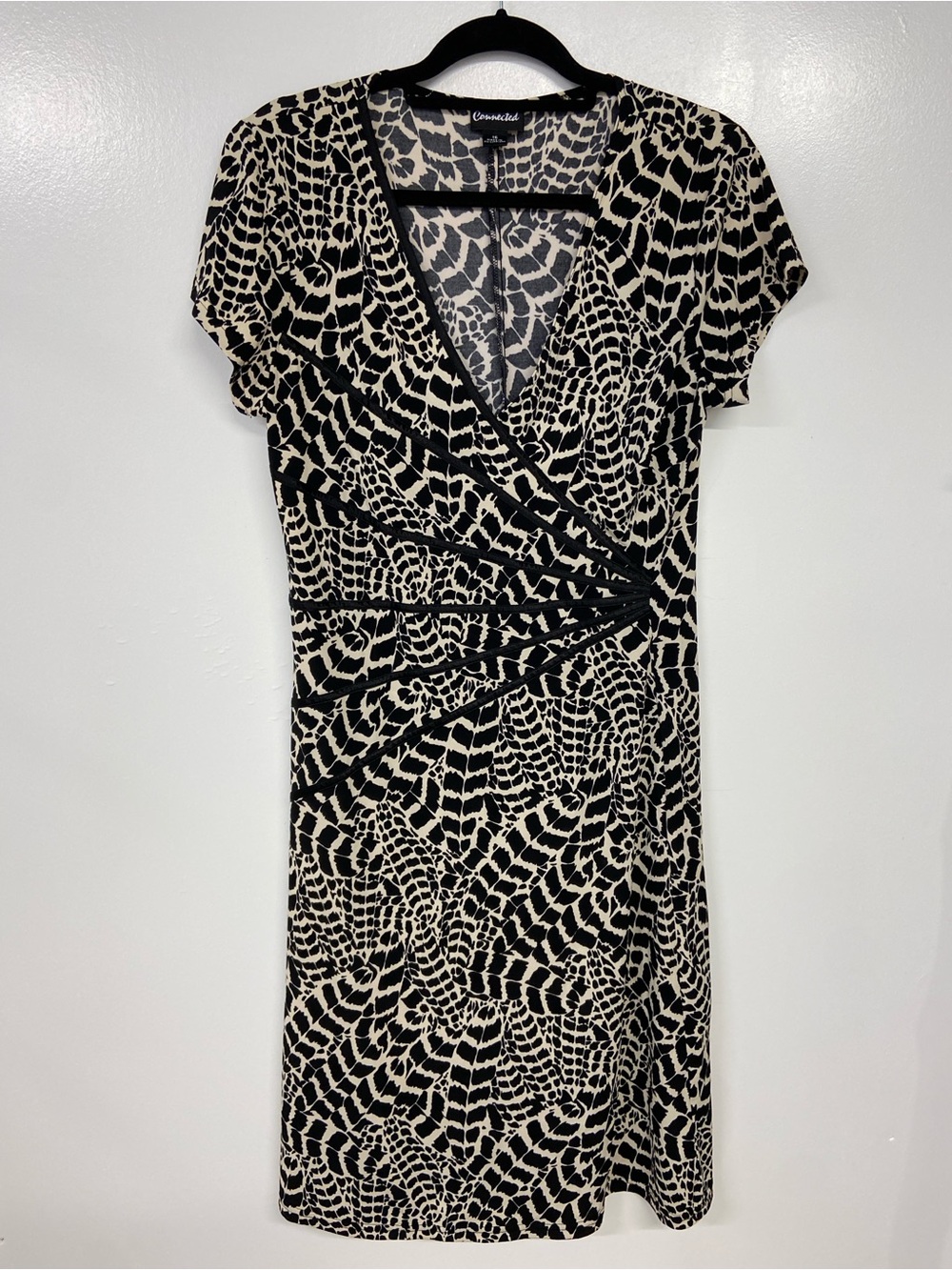 Connected Black and Cream Printed Faux Wrap Dress Size 16